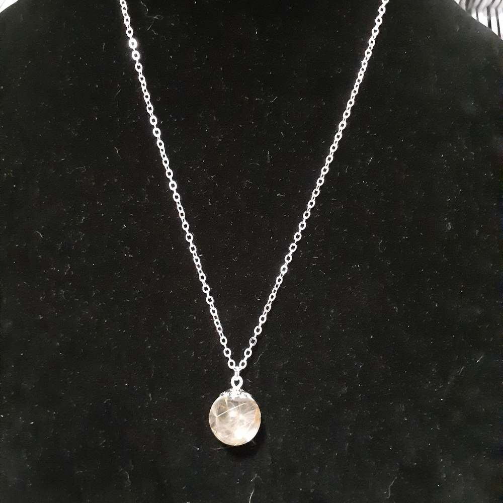 Dandilian necklace